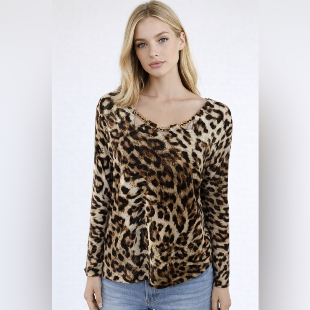 Rafaella Top Women’s Size XL Leopard 3/4 Sleeve Decorative Chain At Neck
